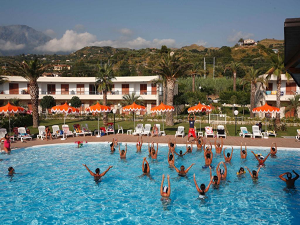Club Residence La Castellana Mare Belvedere Marittimo Exterior photo