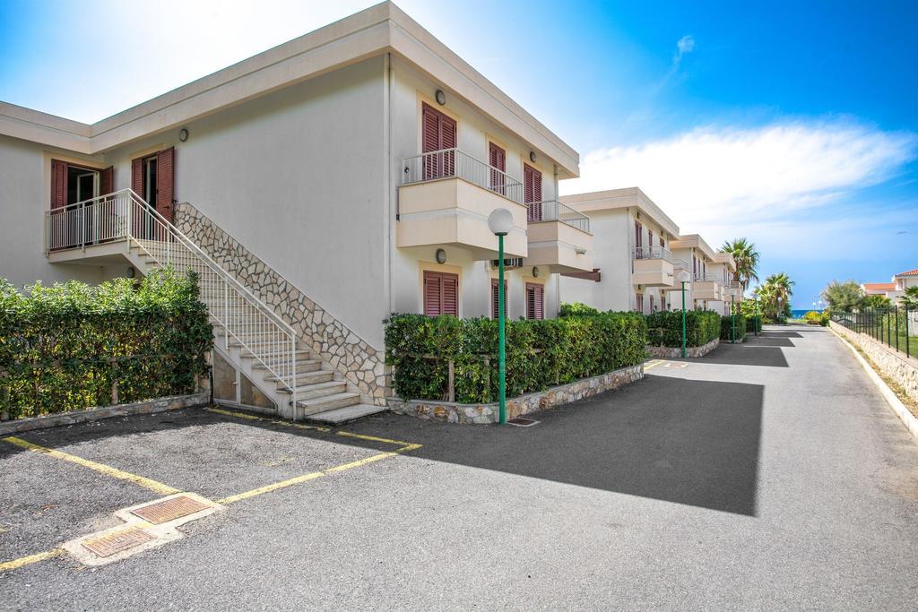 Club Residence La Castellana Mare Belvedere Marittimo Exterior photo